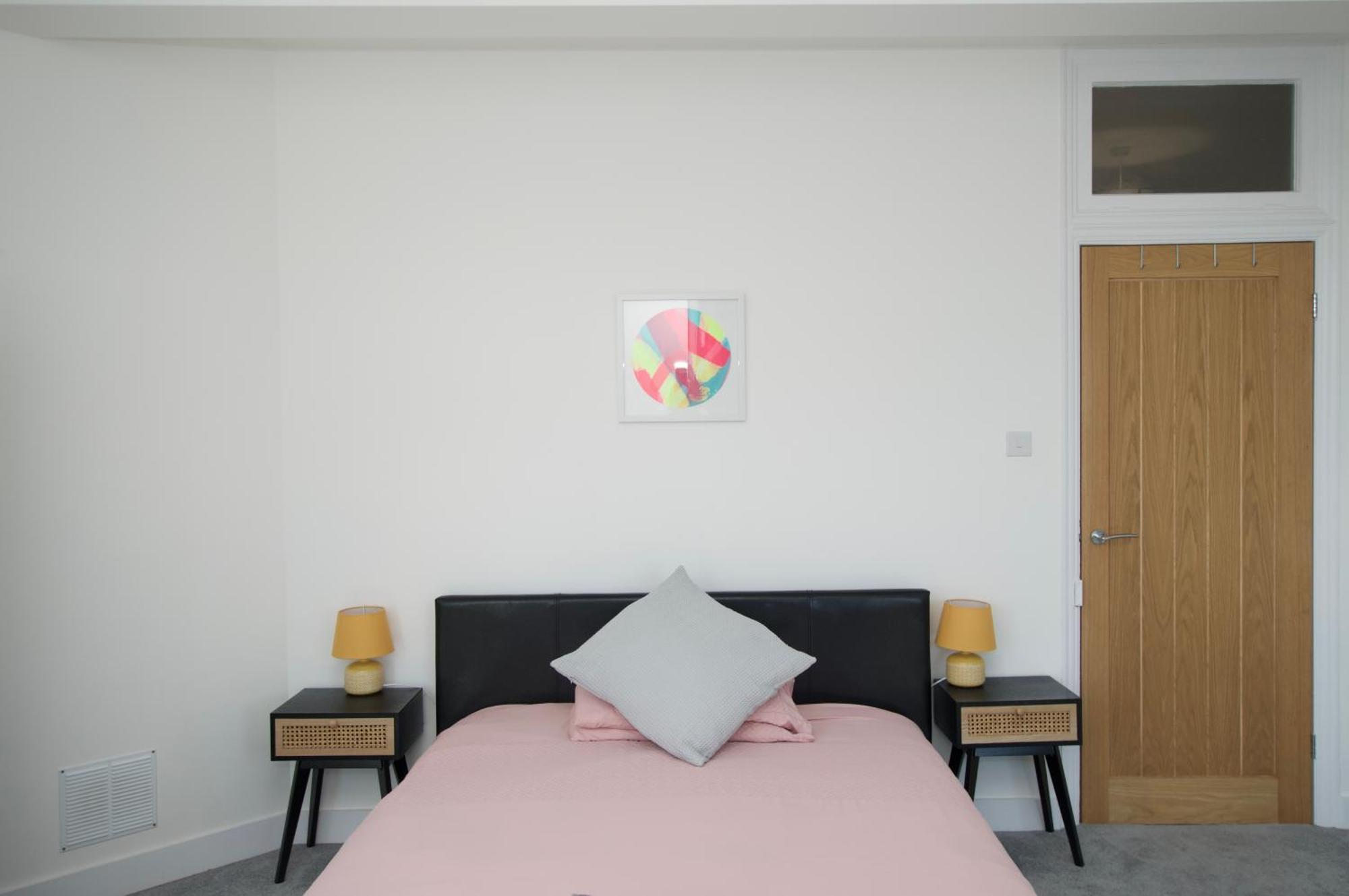 Beautiful Large 3-Bed Coastal Flat With Parking. Leilighet Frinton-on-Sea Eksteriør bilde